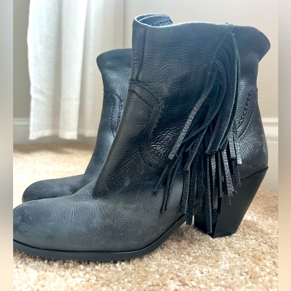 Sam Edelman Shoes - Sam Eldeman Fringe Boots - Black